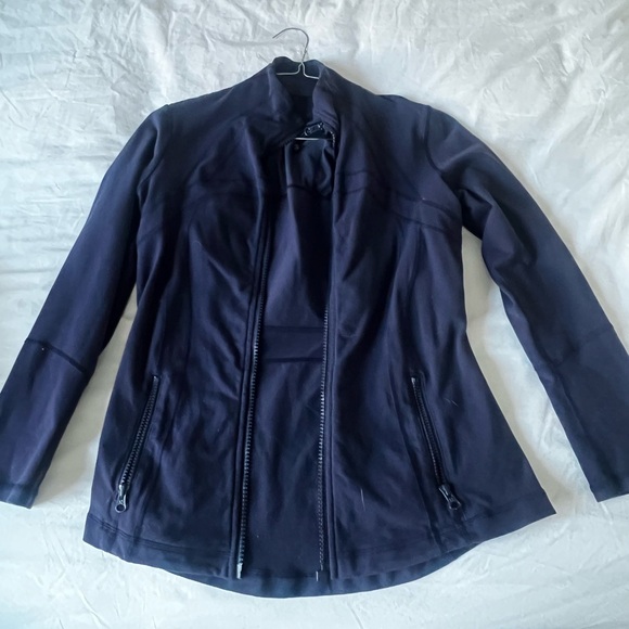 Lululemon jacket define align size 6 - Picture 3 of 3